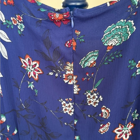 NWT! CALVIN KLEIN Blue, Red, White, and Black Ruffle Hem Floral Dress - Size 14 - Picture 11 of 11